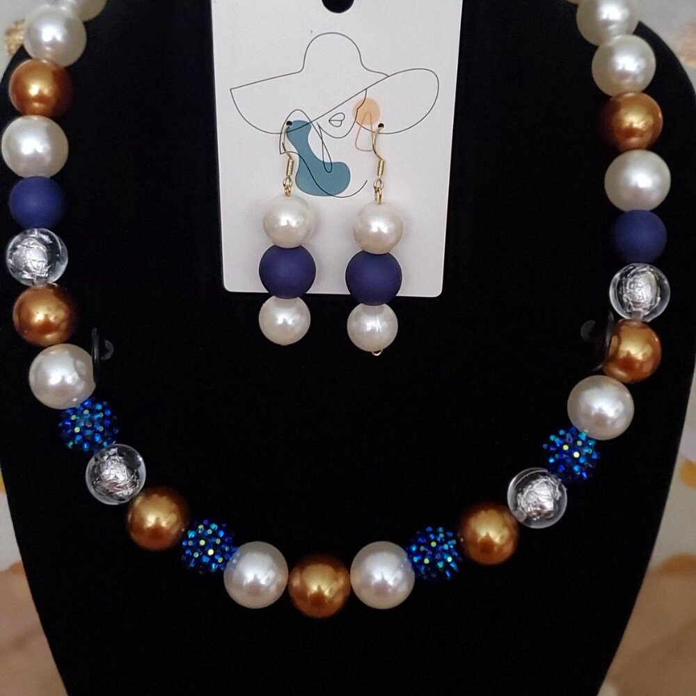 Custom 3 pc Necklace set